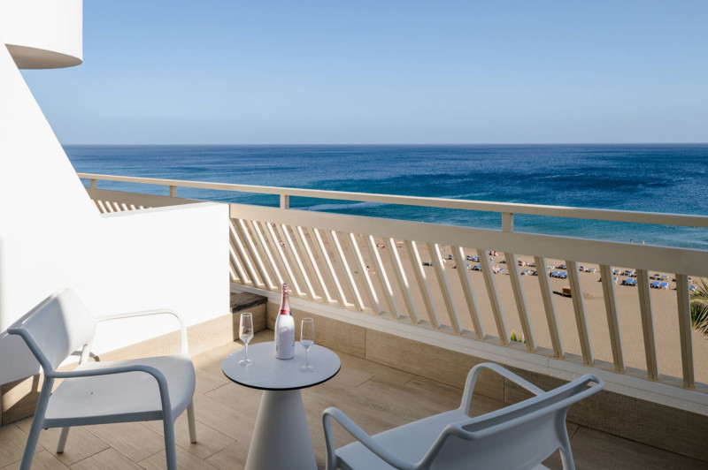 Plus Fariones Suite Hotel