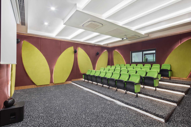 Granada Luxury Beach