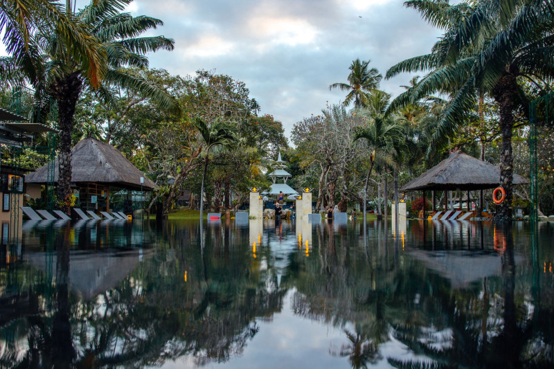 Segara Village Hotel