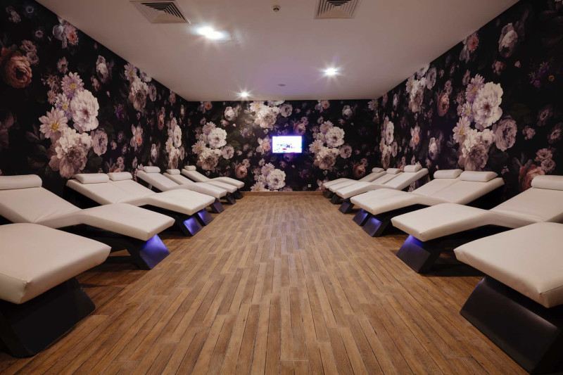 Kremlin Palace Deluxe