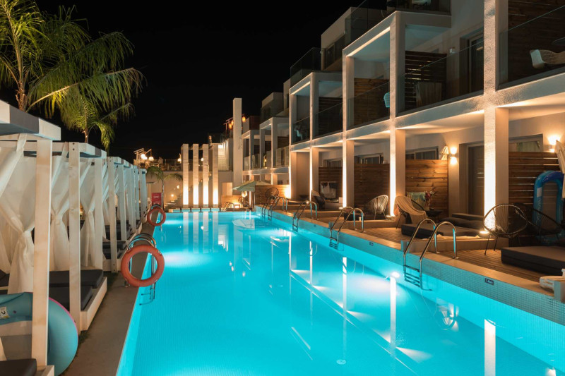 Epos Luxury Beach Hotel