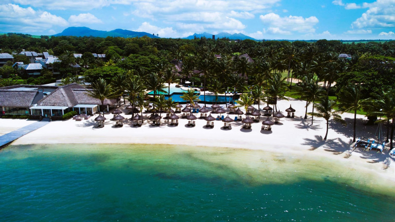 The Bay Club at Anahita