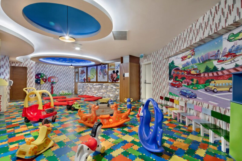 Granada Luxury Okurcalar