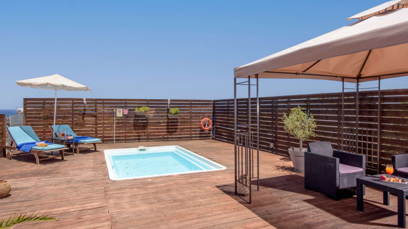 Katrin Suites