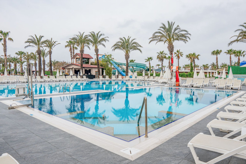 Aydinbey Famous Resort