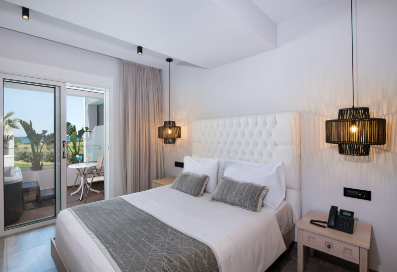 Delfina Tropic Beach