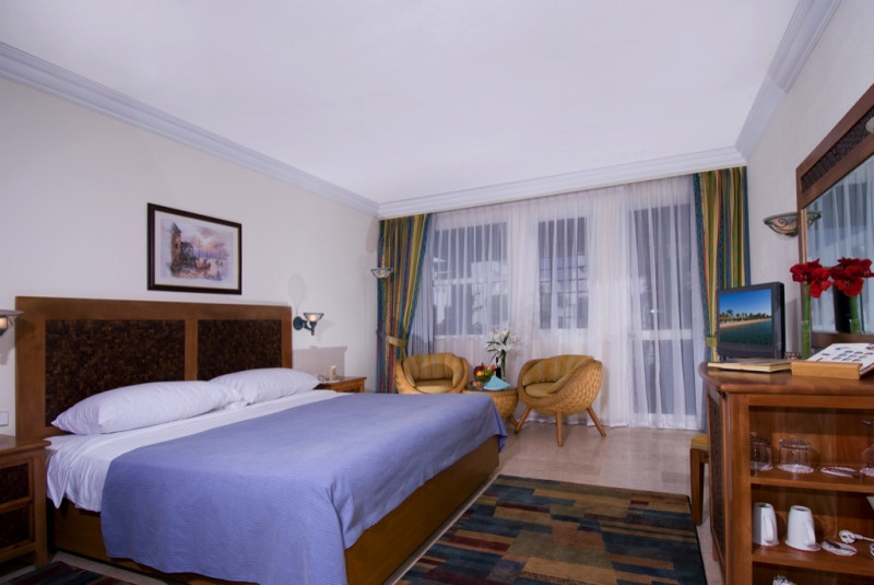 Maritim Jolie Ville Resort & Casino