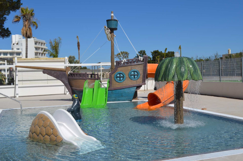 BG Tonga Tower Design Hotel & Suites