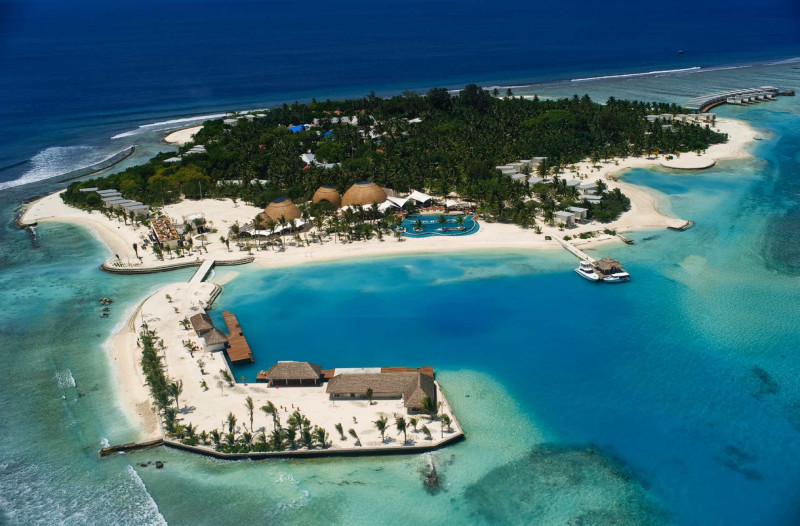 Holiday Inn Resort Kandooma Maldives