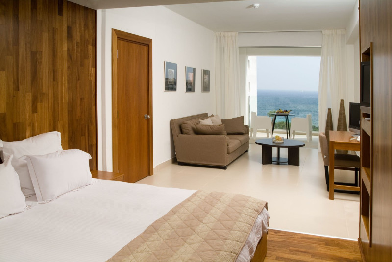 Napa Mermaid Hotel & Suites