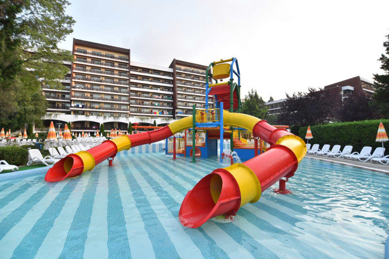 Flamingo Grand Hotel & Spa