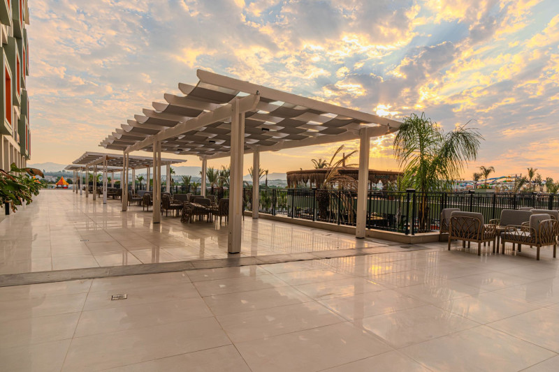 Dream Fun World Hotel