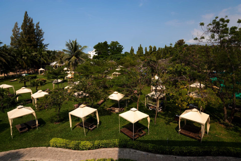 Pinnacle Grand Jomtien Resort & Beach Club
