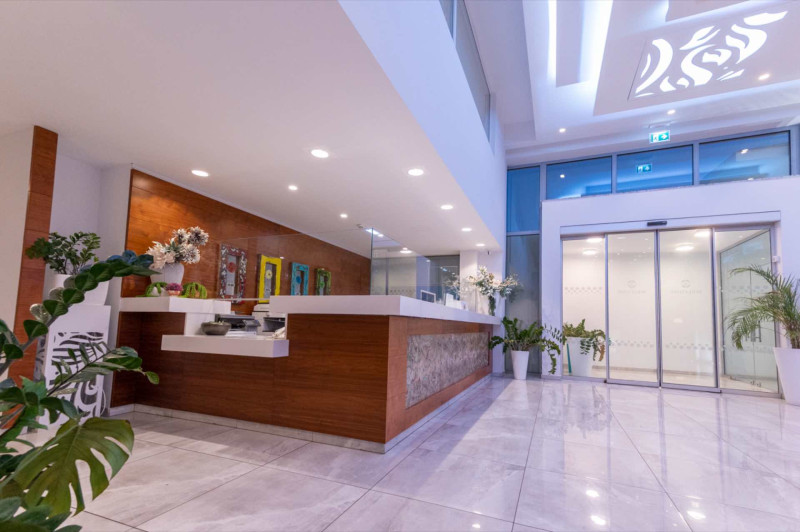 Nicholas Color Hotel