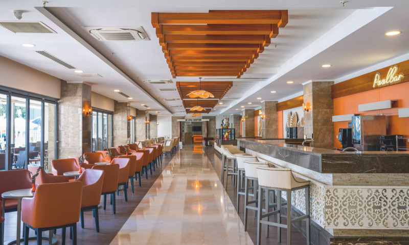 Side Aluna Hotel