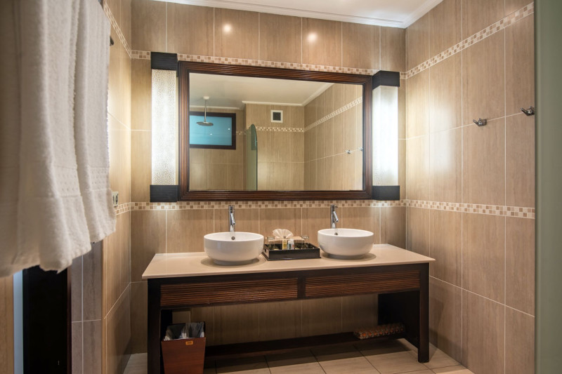 DoubleTree by Hilton Hotel Seychelles-Allamanda Resort & Spa