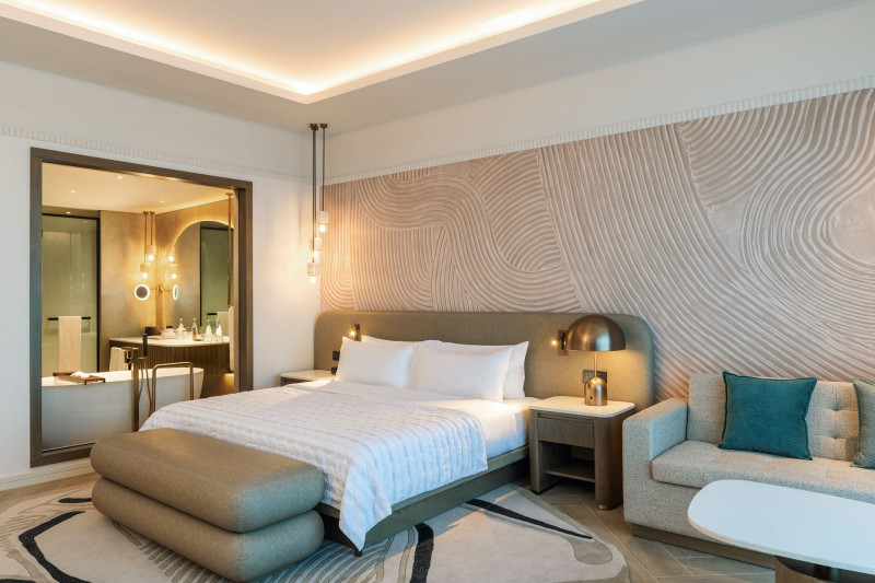 Le Meridien Al Aqah Beach Resort