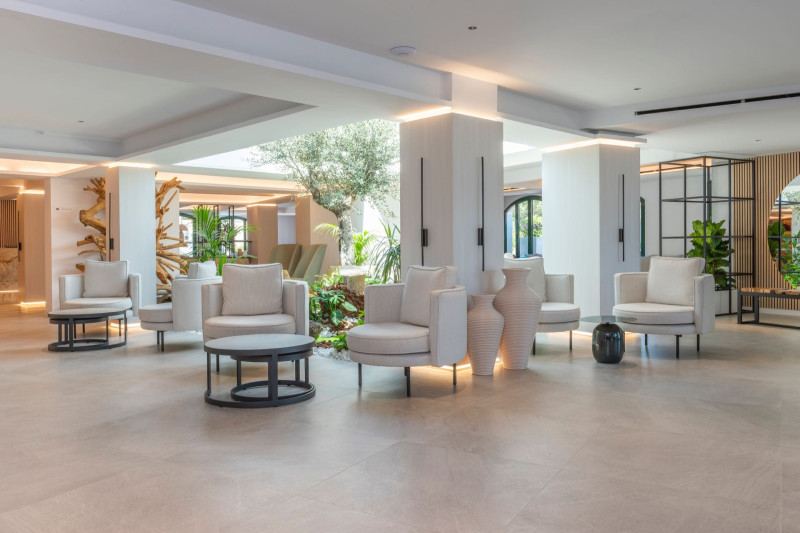 Valentin Somni Hotel & Suites