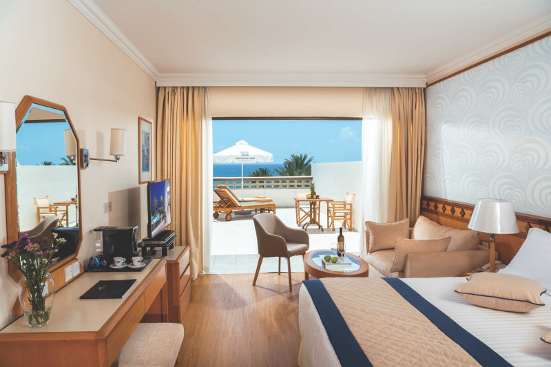 Constantinou Bros Athena Beach Hotel