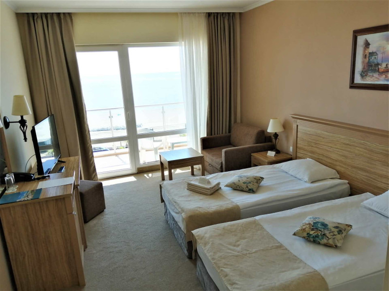 DIT Evrika Beach Club Hotel