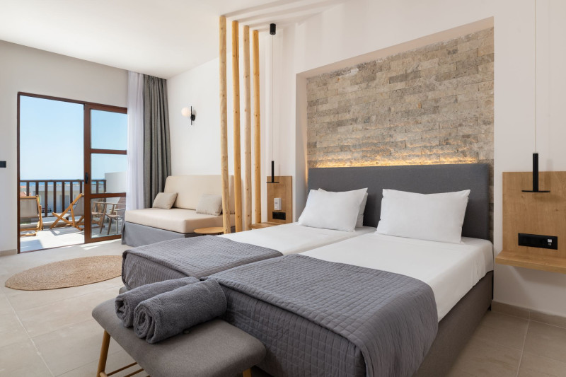 Costa Lindia Beach Resort & Spa