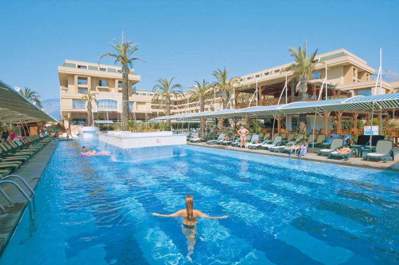 Crystal Deluxe Comfort Collection