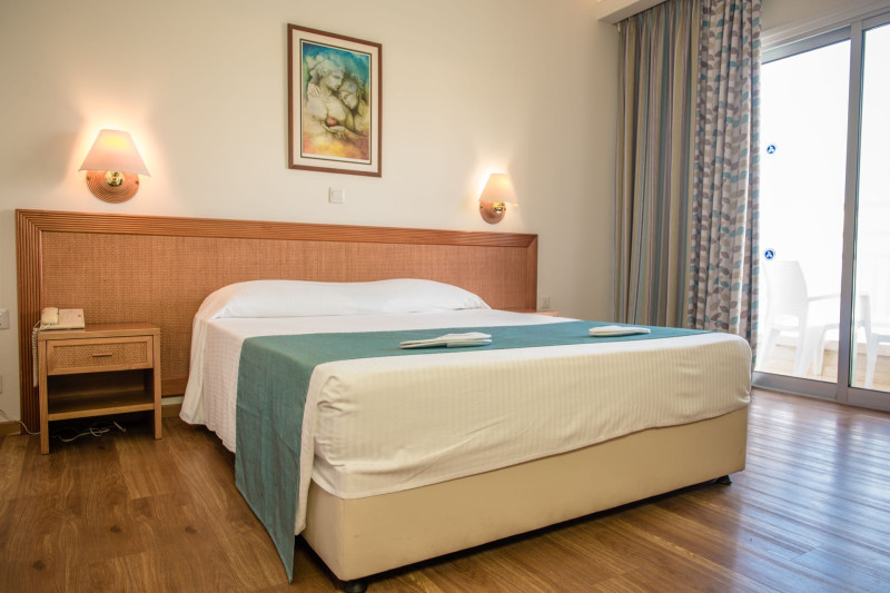 Cynthiana Beach Hotel