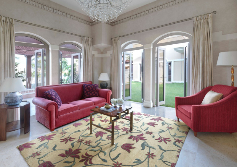 The Ritz-Carlton Abu Dhabi, Grand Canal