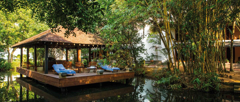 Royal Palms Beach Hotel