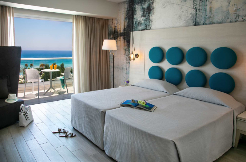 Vangelis Hotel & Suites