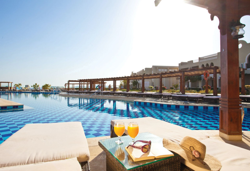 Sunrise Arabian Beach Resort -Grand Select-