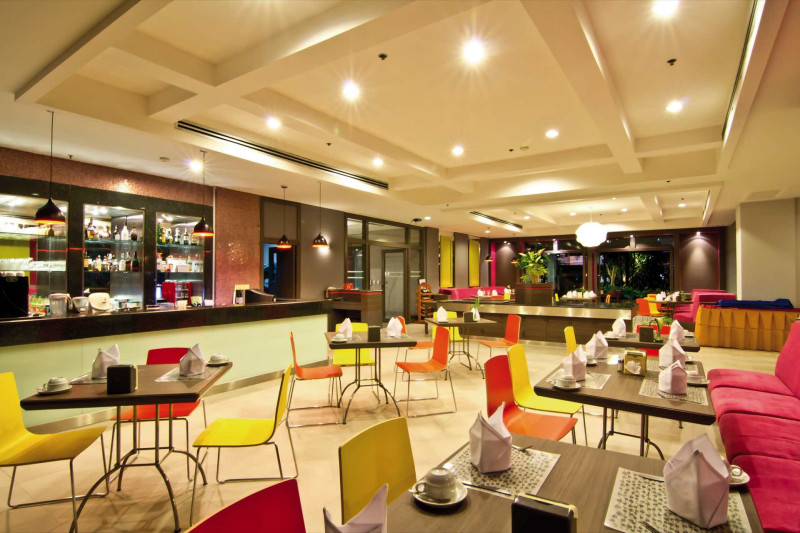 Sunshine Vista Hotel