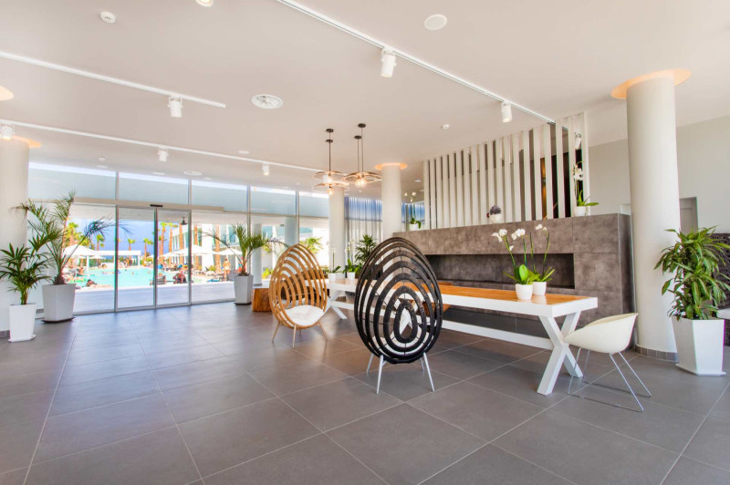 White Dreams Resort