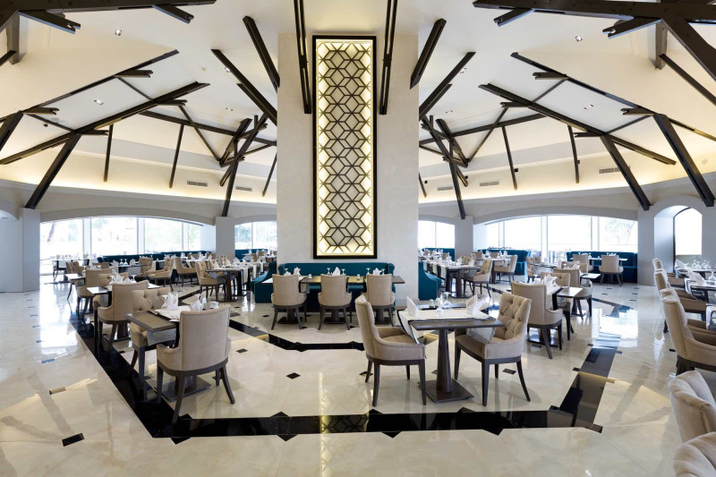 Long Beach Club Nature