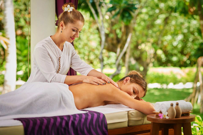 Mercure Maldives Kooddoo