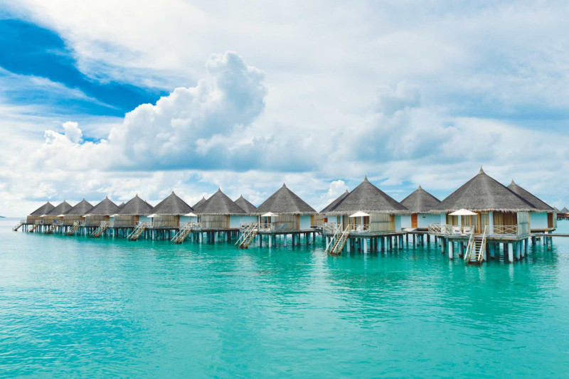 Angaga Island Resort & Spa