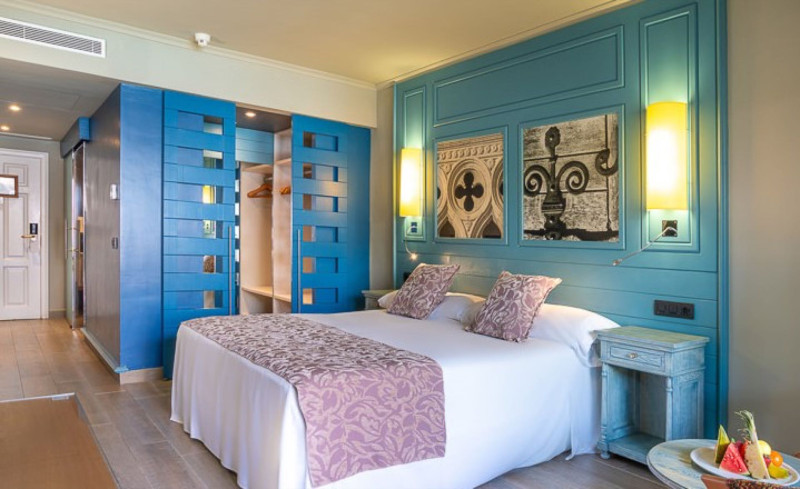 ADRIAN HOTELES Colón Guanahaní