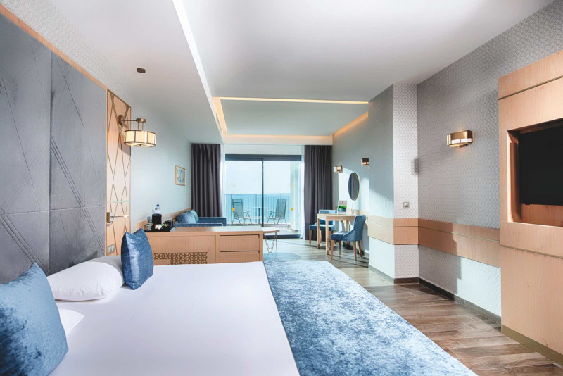 Secrets Sunny Beach Resort