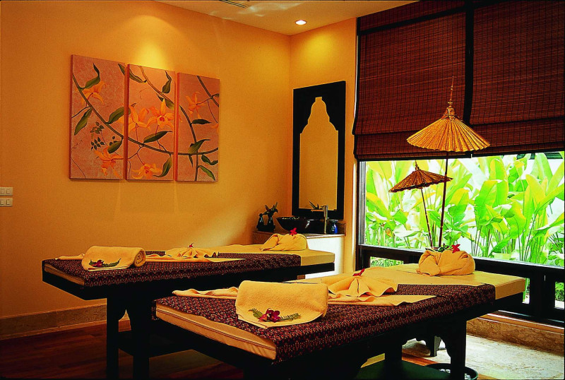 Ravindra Beach Resort