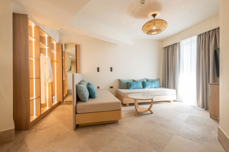 Pegasos Deluxe Beach Hotel