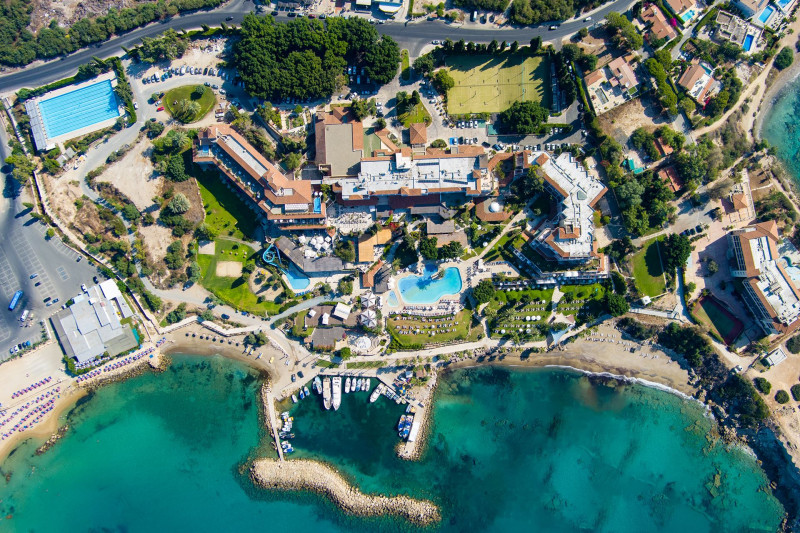 Coral Beach Hotel & Resort