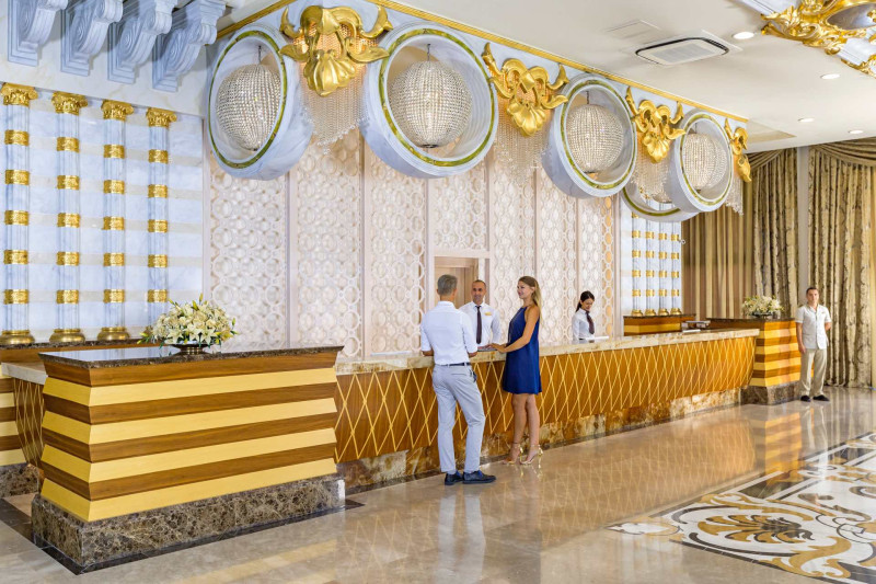 Royal Holiday Palace