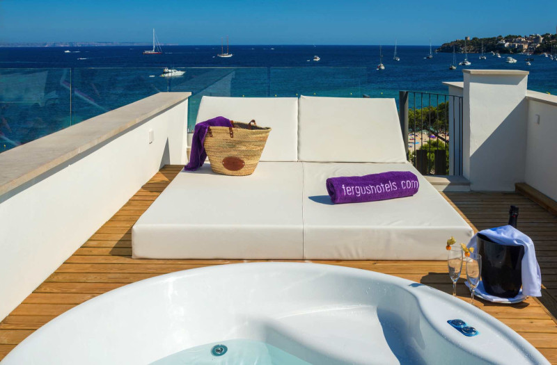 FERGUS Style Palmanova