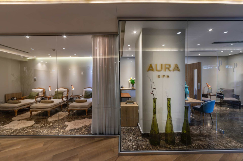 Crystal Springs Beach Hotel