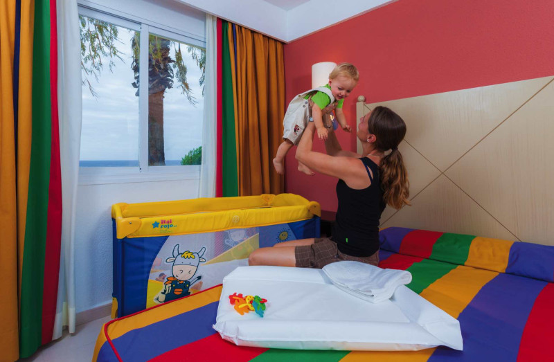 Baby Blau Punta Reina Resort