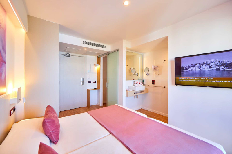 MLL Mediterranean Bay