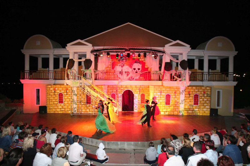 Pine Bay Holiday Resort