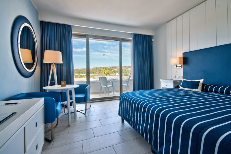 db Seabank Resort & Spa