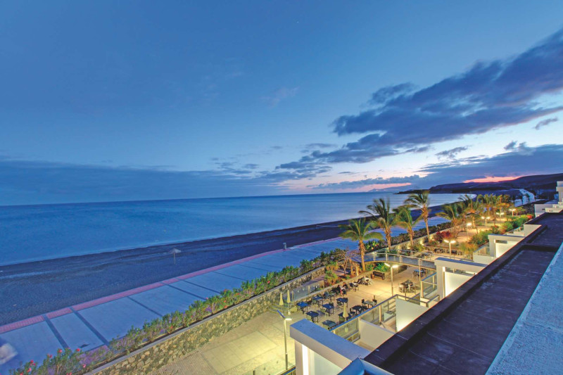 R2 Romantic Fantasia Dream