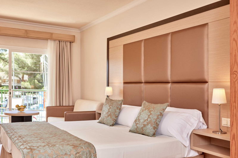 Zafiro Cala Mesquida & Spa